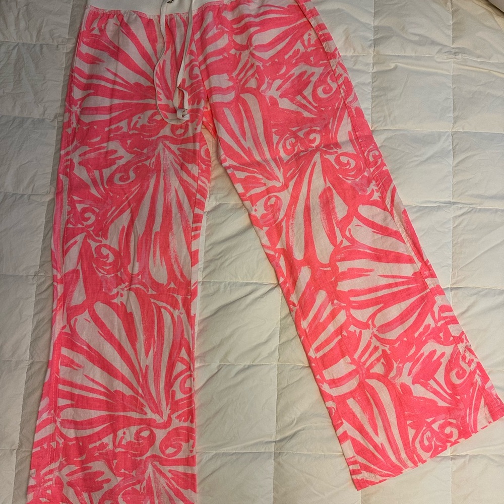 Lilly Pulitzer Vibrant Pink and white Pants new w/o tag